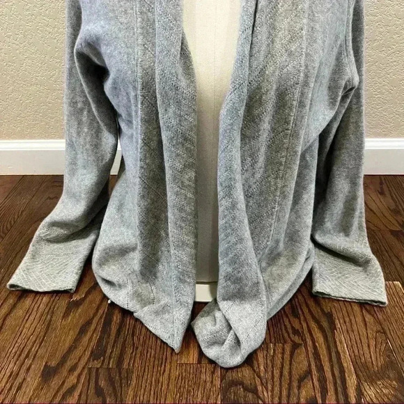 InCashmere Drape Front Open Cardigan Gray Women’s Size Large $219 100% Cashmere - Picture 4 of 16